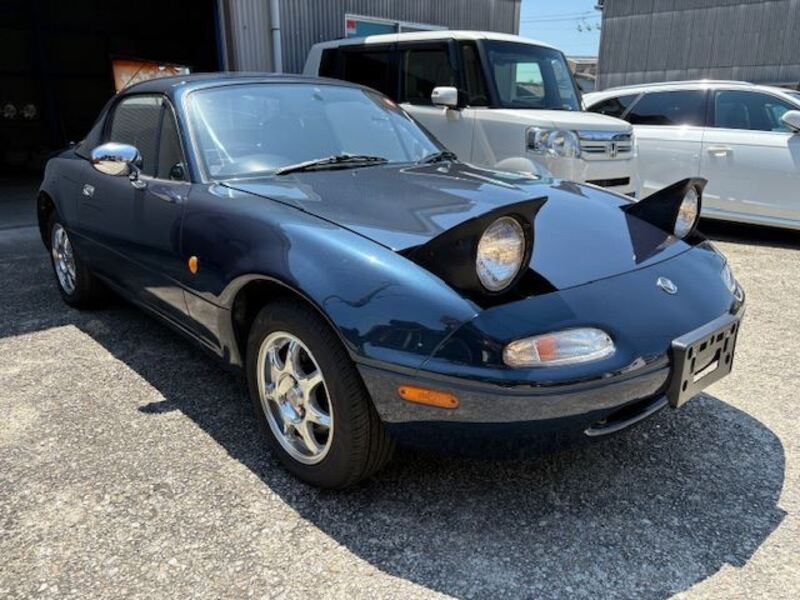 EUNOS ROADSTER