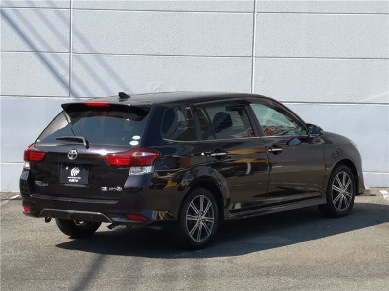 COROLLA FIELDER