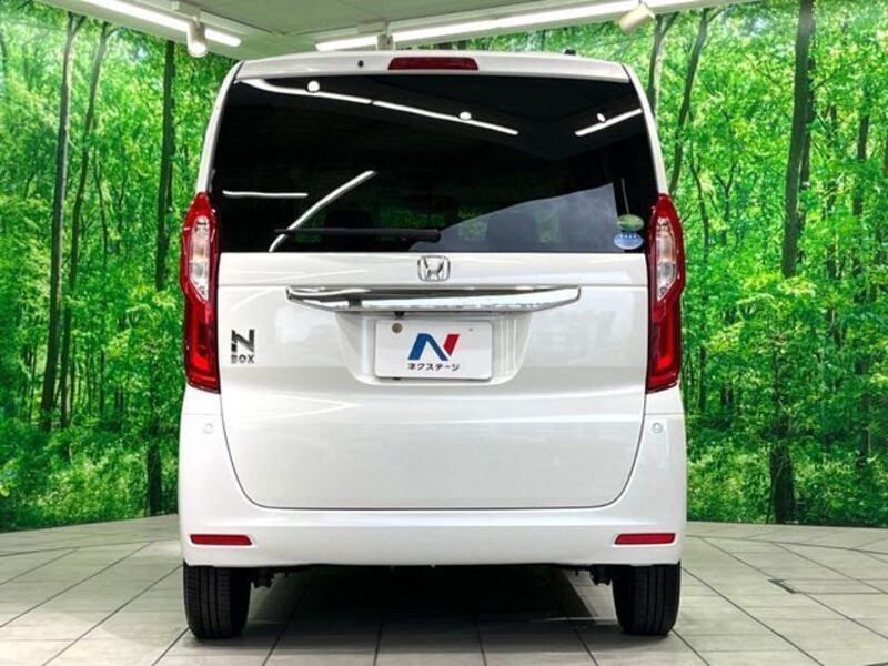 N BOX