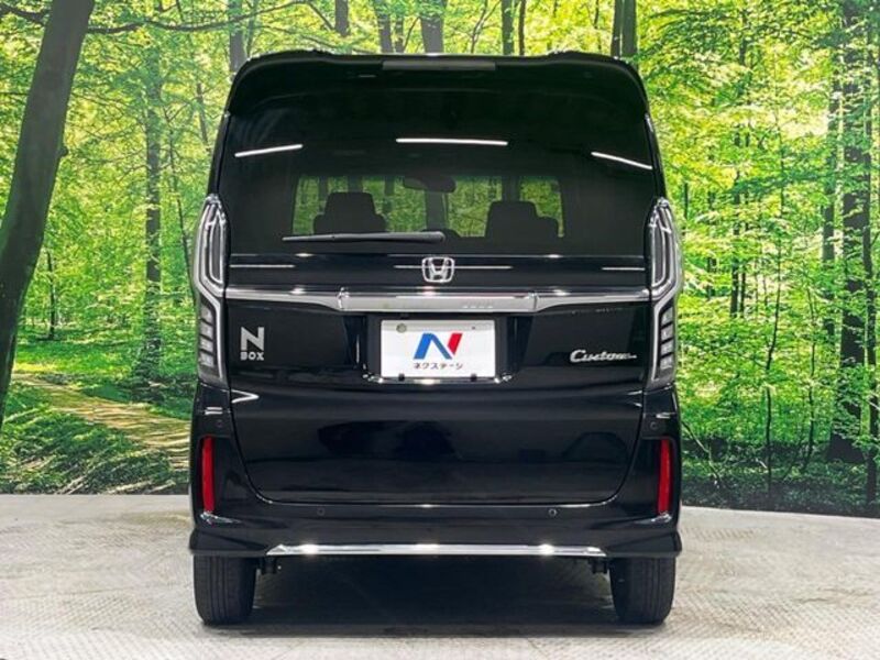 N BOX CUSTOM