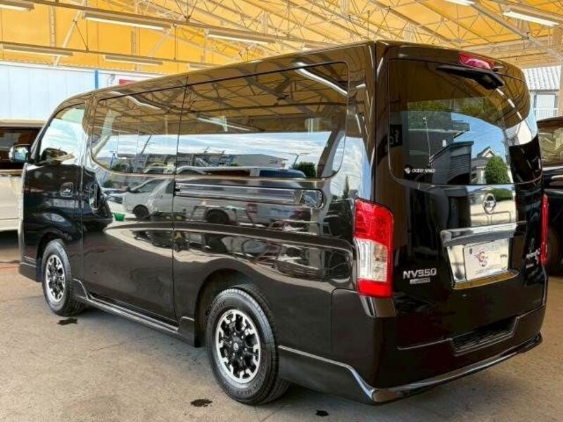 NV350 CARAVAN