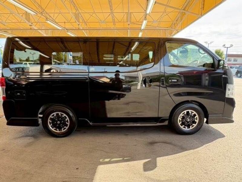 NV350 CARAVAN