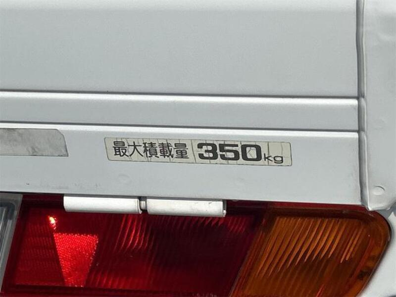 MINICAB TRUCK