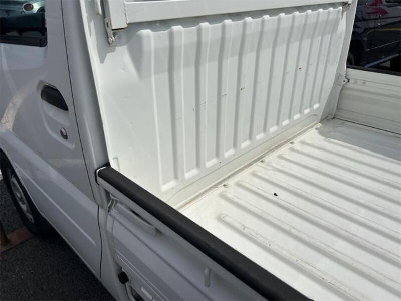 MINICAB TRUCK