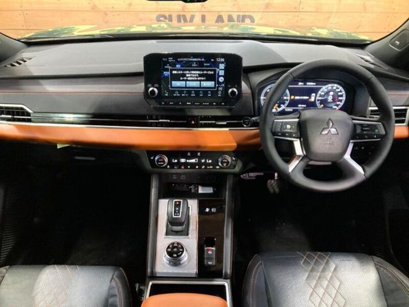 OUTLANDER PHEV