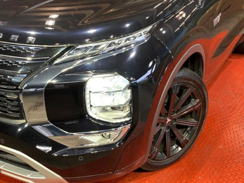 OUTLANDER PHEV