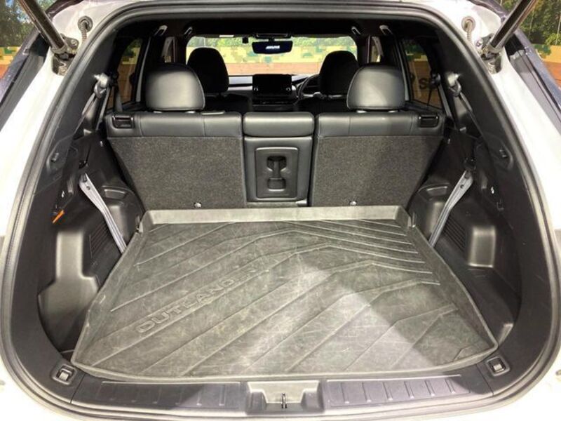 OUTLANDER PHEV