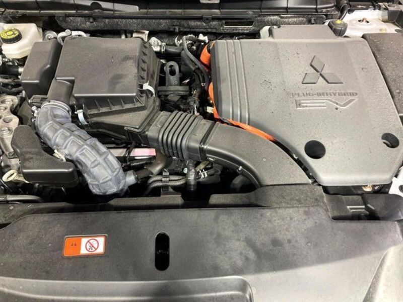 OUTLANDER PHEV