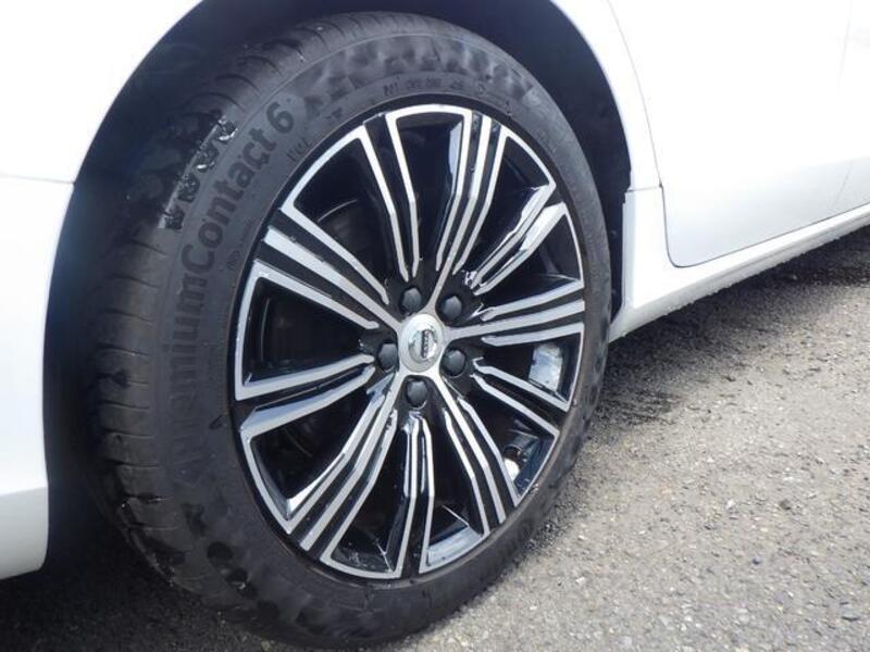 S60