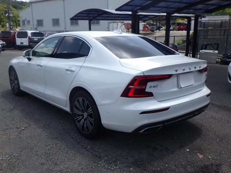 S60