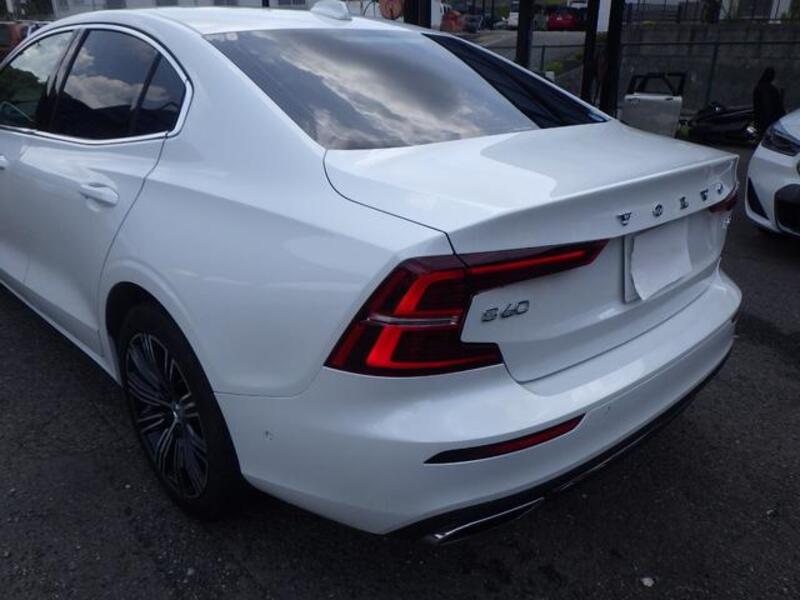 S60