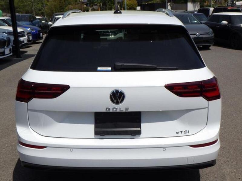 GOLF VARIANT