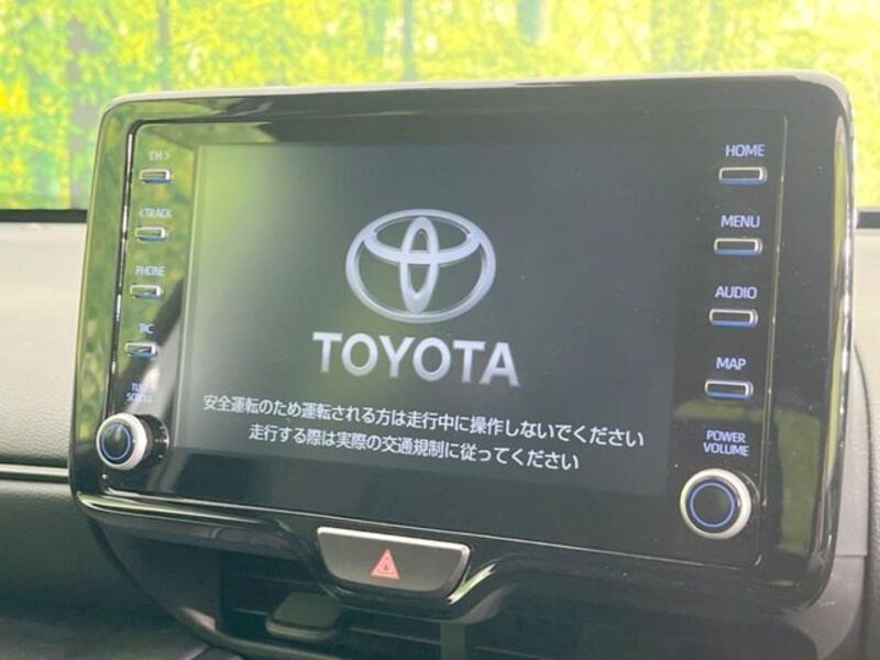 YARIS CROSS