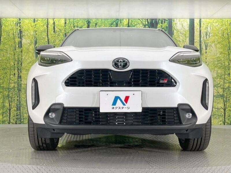 YARIS CROSS
