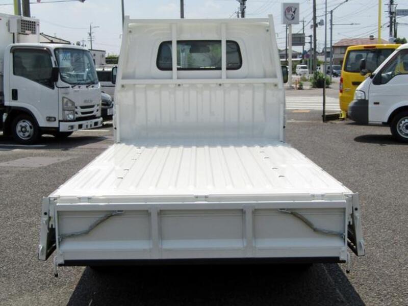 TOWNACE TRUCK