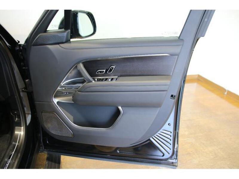 RANGE ROVER
