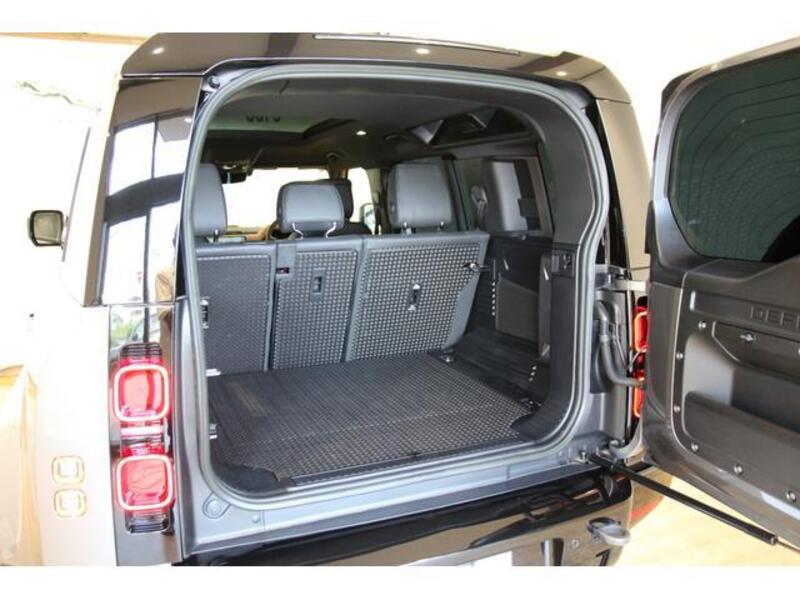 DEFENDER