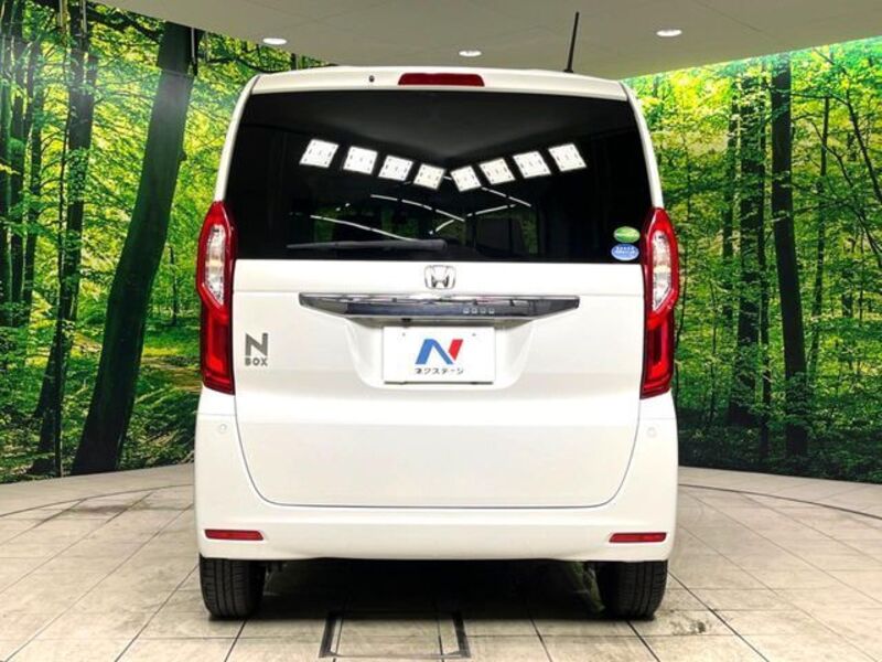N BOX