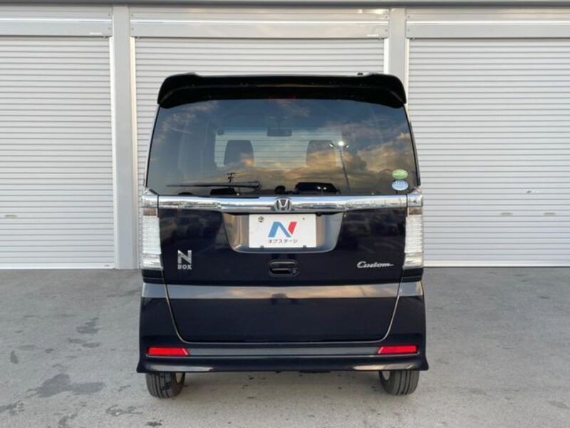 N BOX CUSTOM