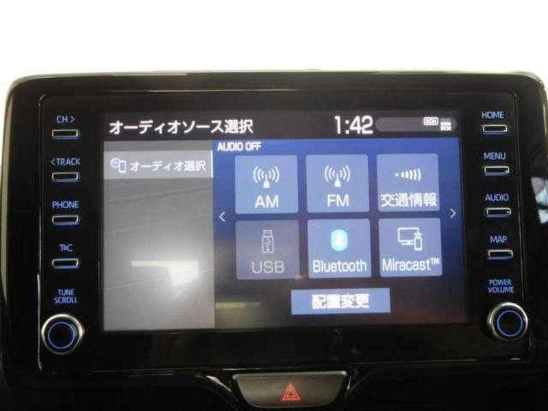 YARIS CROSS