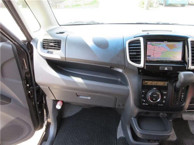 DELICA D2