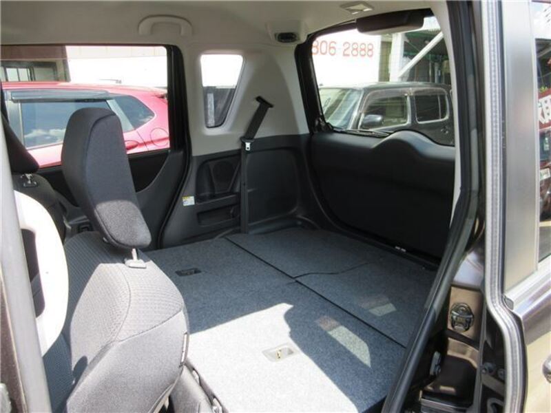 DELICA D2