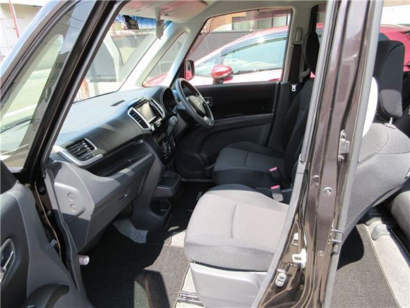 DELICA D2
