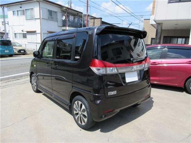 DELICA D2