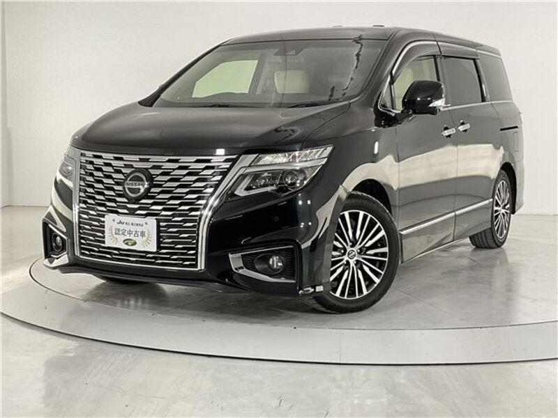 NISSAN ELGRAND