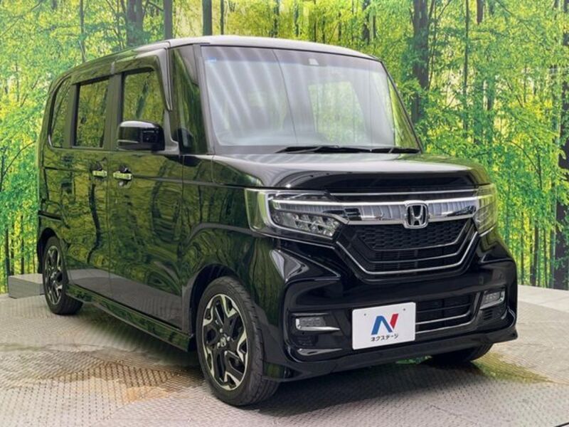 N BOX CUSTOM