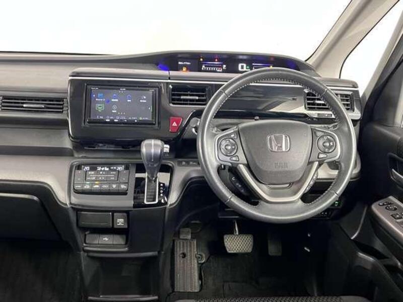 STEPWAGON SPADA