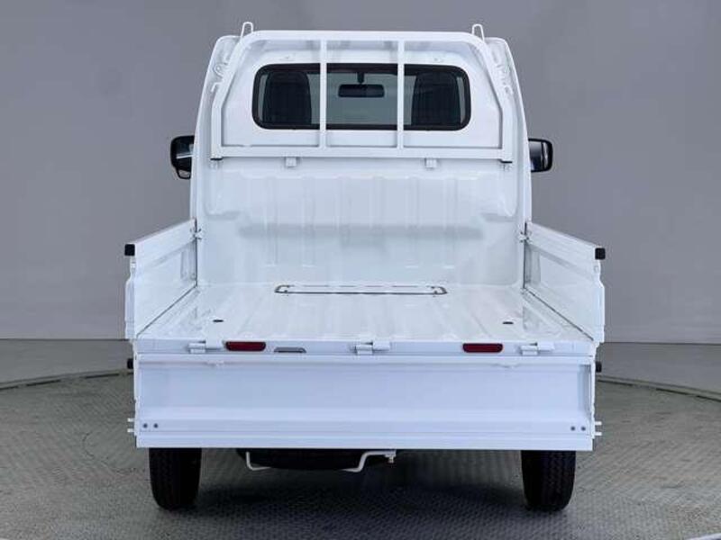 CLIPPER TRUCK