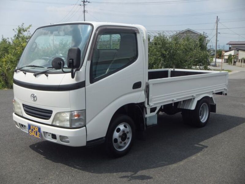TOYOTA DYNA