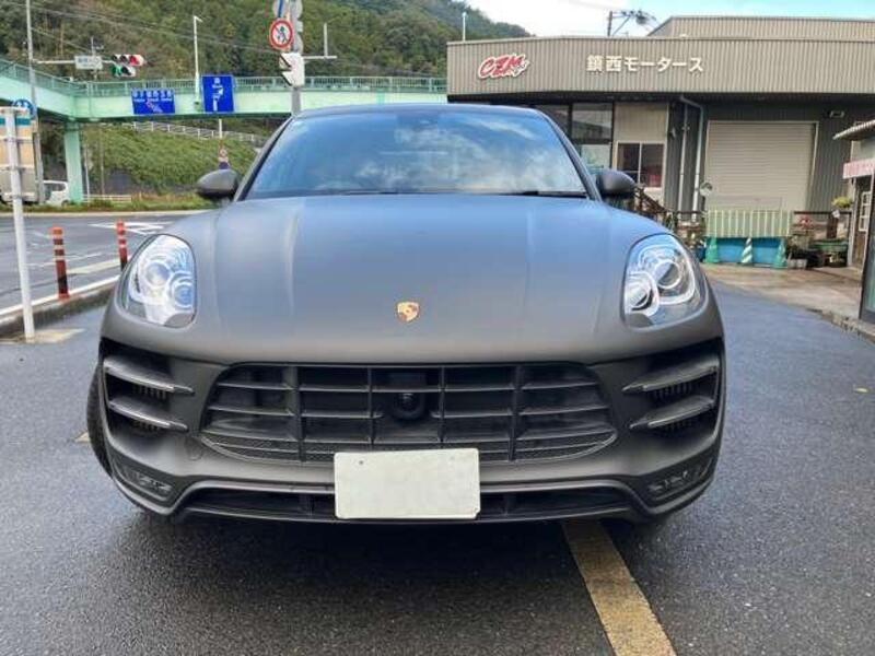 MACAN