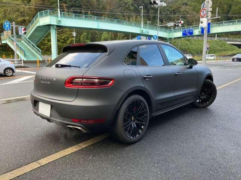 MACAN