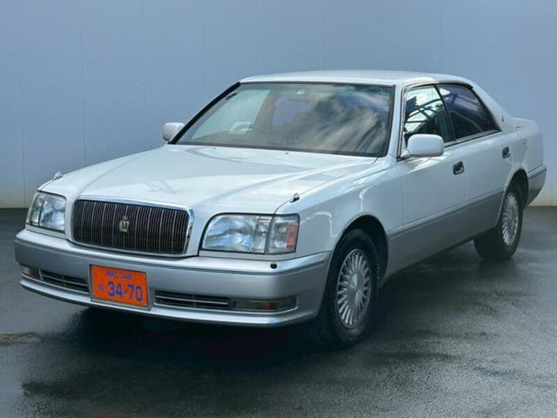 TOYOTA CROWN MAJESTA
