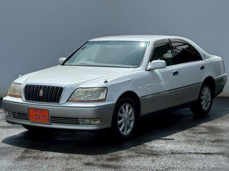 TOYOTA CROWN MAJESTA