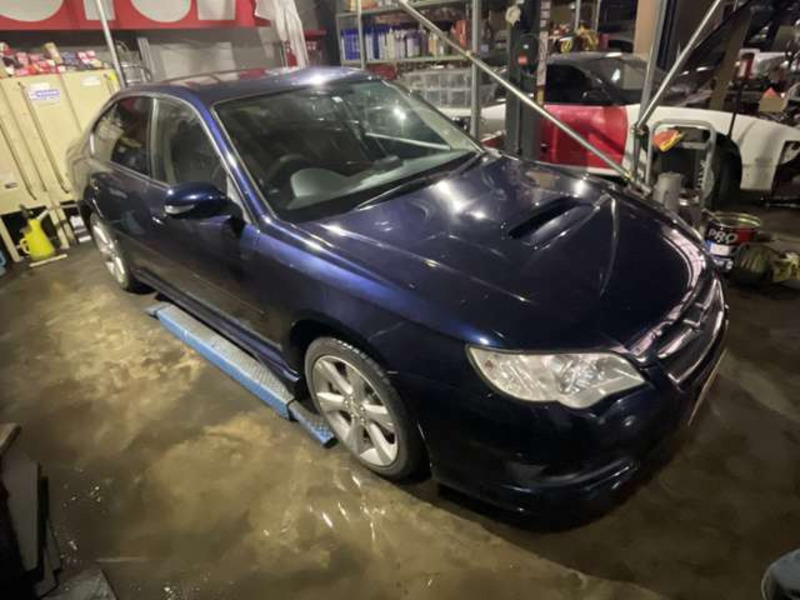LEGACY B4
