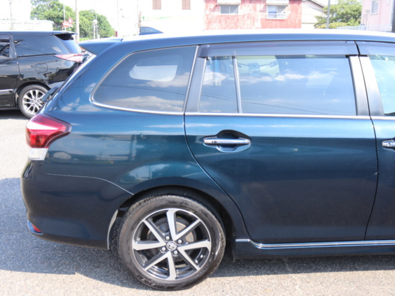 COROLLA FIELDER