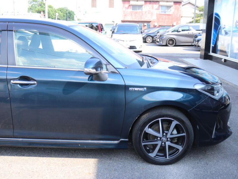 COROLLA FIELDER