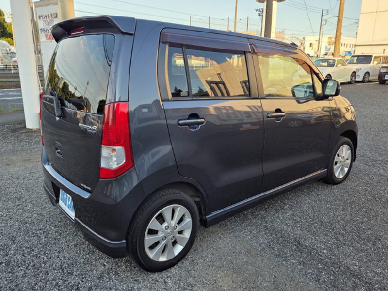 WAGON R