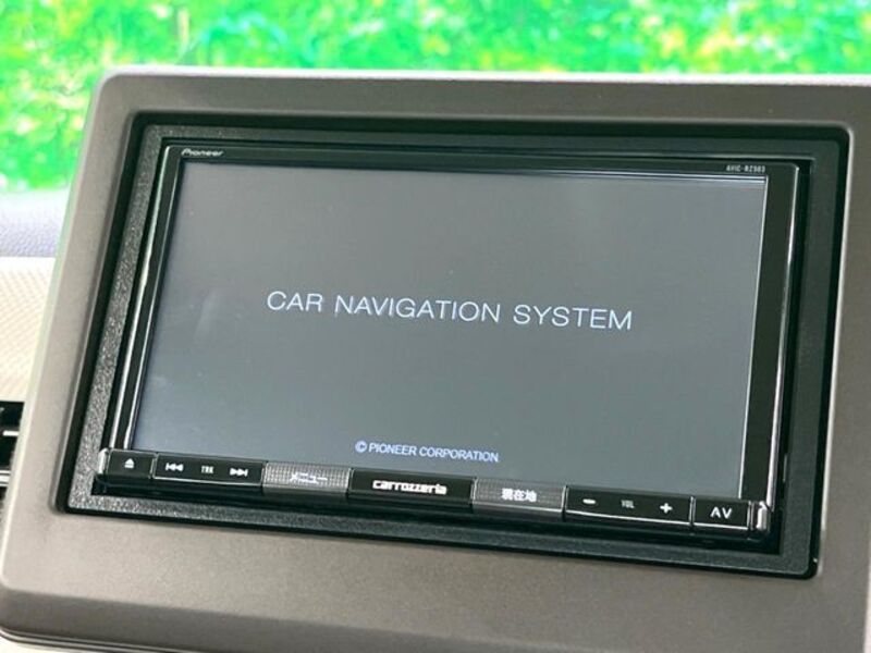N BOX