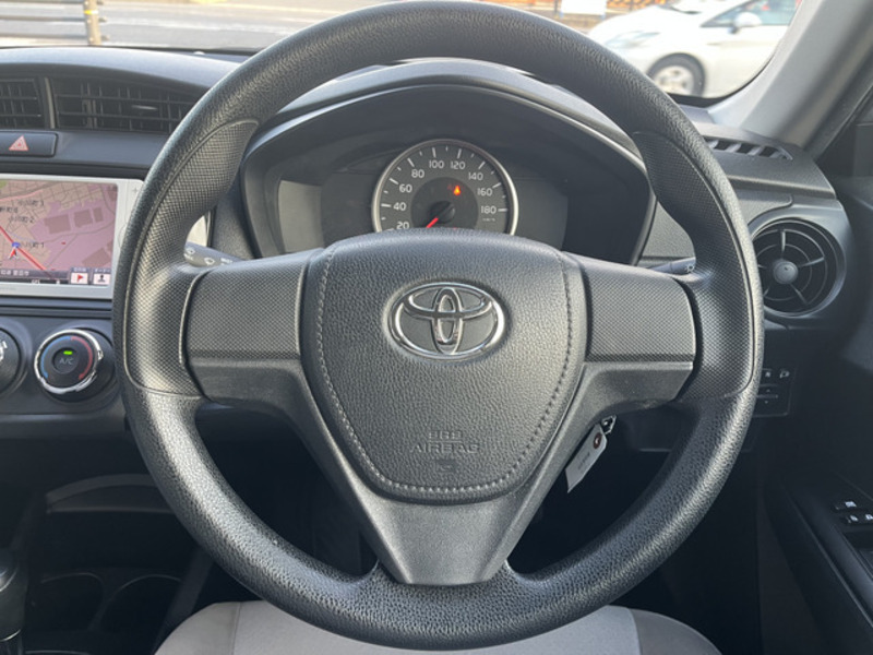 COROLLA AXIO