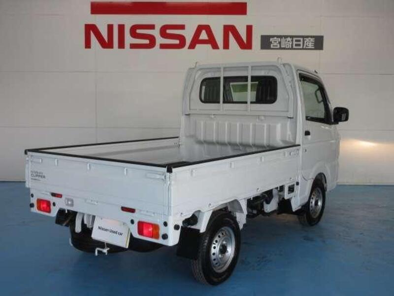 CLIPPER TRUCK