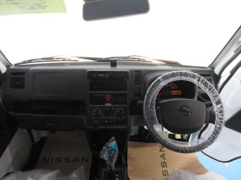 CLIPPER TRUCK