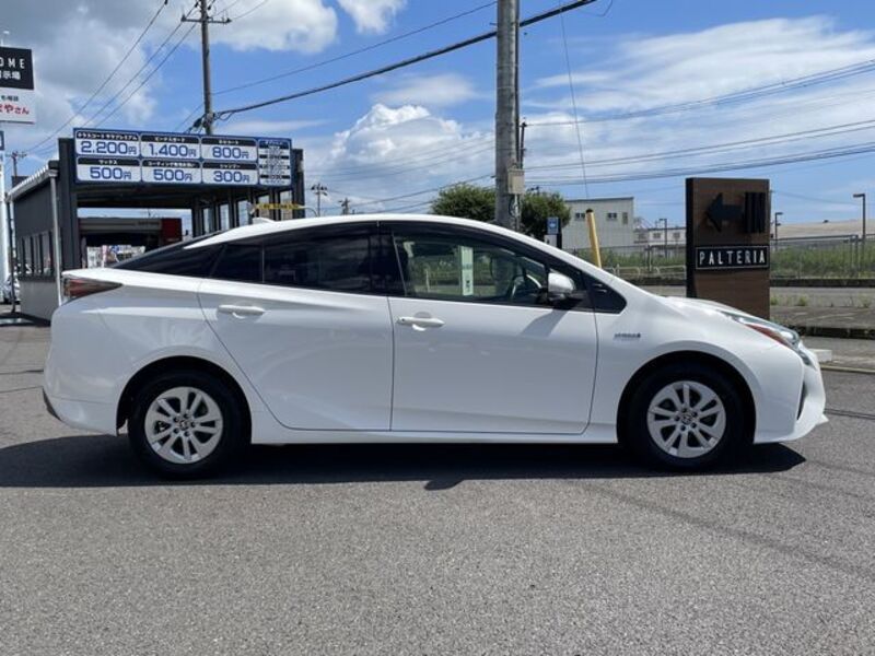PRIUS