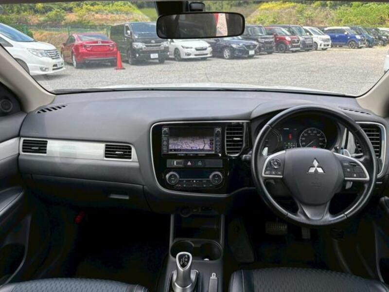 OUTLANDER PHEV