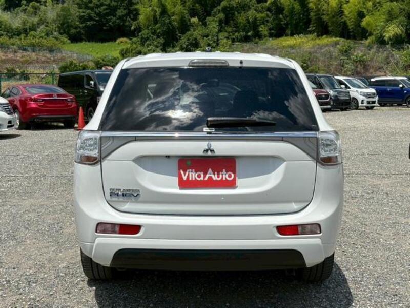 OUTLANDER PHEV