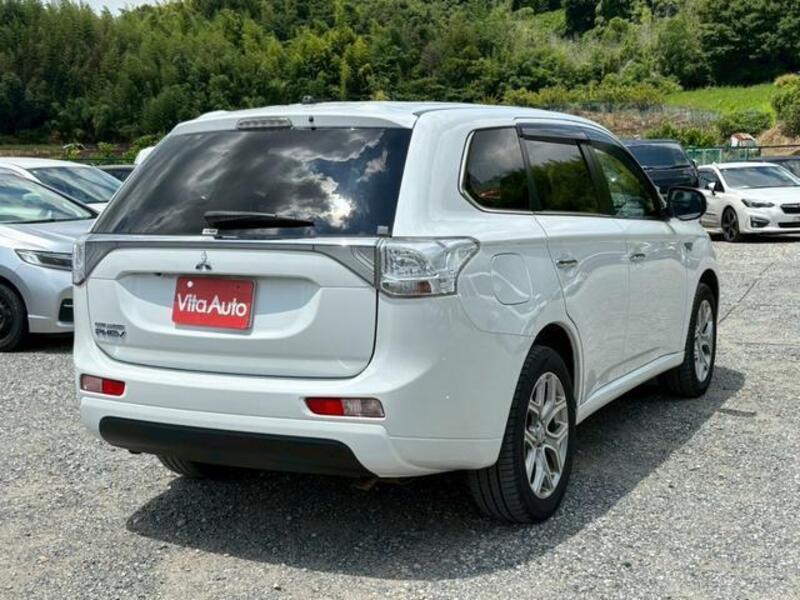 OUTLANDER PHEV