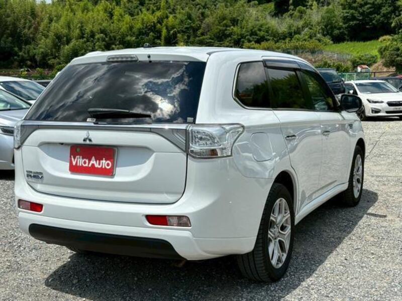 OUTLANDER PHEV